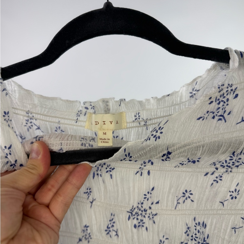 White and Blue Smocked Crew Neck Blouse - Picture 4 of 4